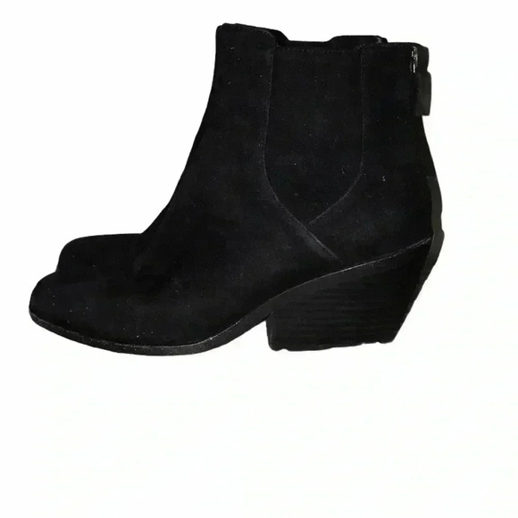 Eileen Fisher Peer Shadow Suede Bootie Size 6 - Picture 1 of 8